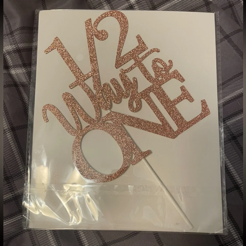 NWOT~Sparkling Rose Gold Cake Topper Halfway to One~”Used once for Photo Shoot”